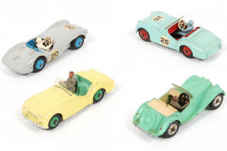 Lot 253 - DINKY TOYS (GB) (4)