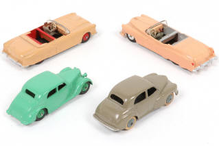 Lot 251 - DINKY TOYS (GB) (4)