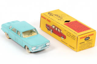 Lot 261 - DINKY TOYS (FRANCE) (1)
