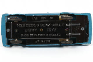 Lot 259 - DINKY TOYS (FRANCE) (1)