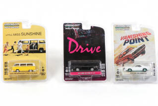Lot 94 - DIVERS (8)