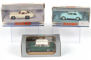 Lot 97 - DIVERS (9)