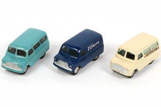 Lot 142 - CORGI TOYS (GB) (3)
