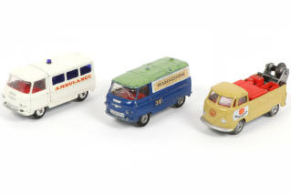 Lot 145 - CORGI TOYS (GB) (3)