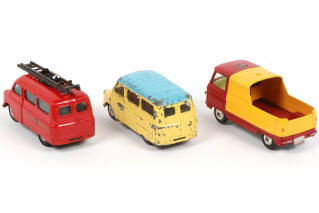 Lot 143 - CORGI TOYS (GB) (3)