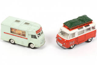Lot 138 - CORGI TOYS (GB) (2)