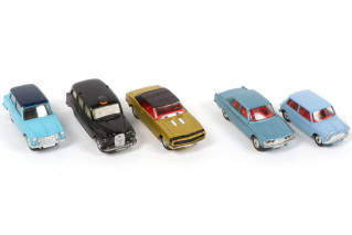 Lot 149 - CORGI TOYS (GB) (5)