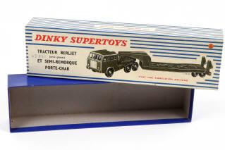 Lot 268 - DINKY TOYS (FRANCE) (1)