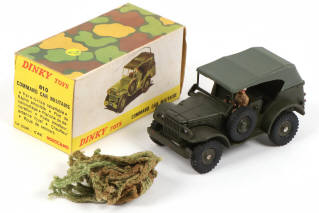 Lot 262 - DINKY TOYS (FRANCE) (1)
