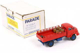 Lot 215 - PARADE (FRANCE) (1)