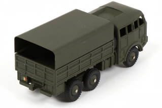 Lot 261 - DINKY TOYS (FRANCE) (1)