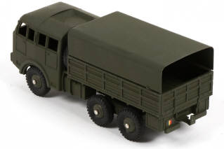 Lot 260 - DINKY TOYS (FRANCE) (1)