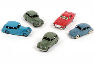 Lot 233 - DINKY TOYS (GB) (5)