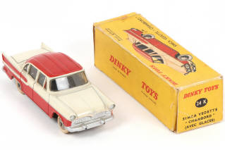 Lot 242 - DINKY TOYS (FRANCE) (1)