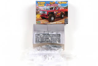 Lot 320 - REVELL (ALLEMAGNE) (4)