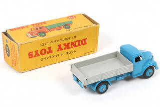 Lot 227 - DINKY TOYS (GB) (1)