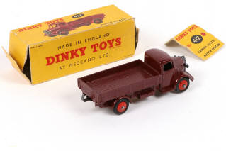 Lot 226 - DINKY TOYS (GB) (1)