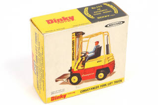 Lot 222 - DINKY TOYS (GB) (1)
