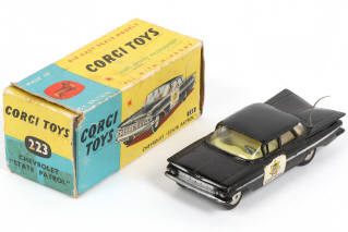 Lot 133 - CORGI TOYS (GB) (1)