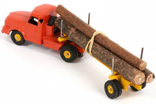 Lot 246 - DINKY TOYS (FRANCE) (1)