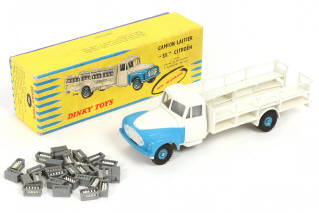 Lot 258 - DINKY TOYS (FRANCE) (1)
