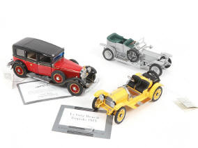 Lot 94 - FRANKLIN MINT (USA) (3)