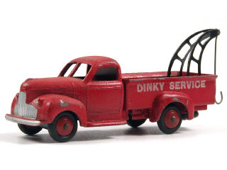 Lot 240 - DINKY TOYS FRANCE (1)