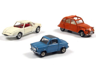 Lot 308 - DINKY TOYS (FRANCE) (3)