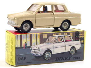 Lot 230 - DINKY TOYS FRANCE (1)