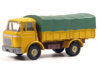Lot 276 - DINKY TOYS FRANCE (1)