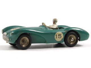 Lot 212 - DINKY TOYS FRANCE (1)