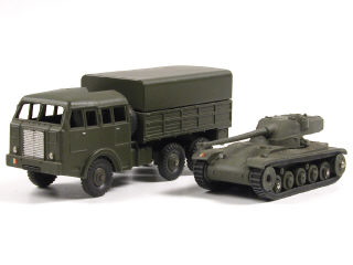 Lot 325 - DINKY TOYS (FRANCE) (2)