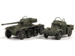 Lot 327 - DINKY TOYS (FRANCE) (2)