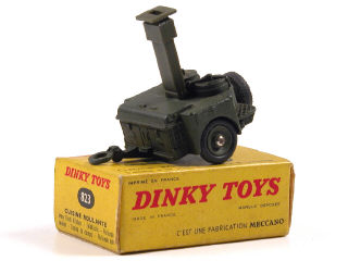 Lot 296 - DINKY TOYS FRANCE (1)