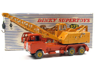 Lot 386 - DINKY TOYS GB (1)