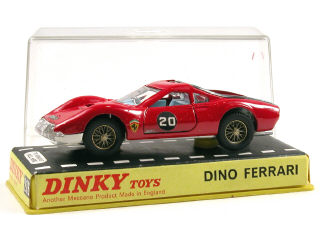 Lot 123 - DINKY TOYS GB (1)