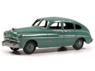 Lot 228 - DINKY TOYS (FRANCE) (1)