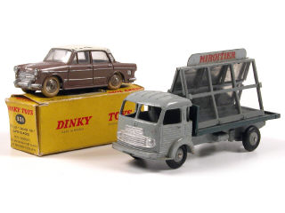 Lot 412 - DINKY TOYS FRANCE (2)