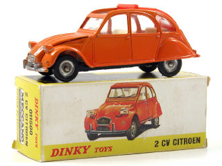 Lot 264 - DINKY TOYS FRANCE (1)