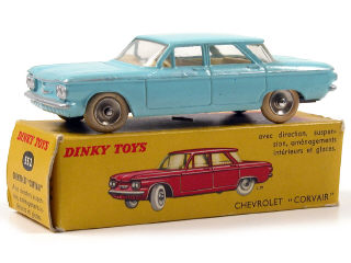 Lot 256 - DINKY TOYS FRANCE (1)
