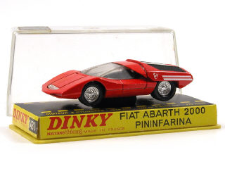 Lot 304 - DINKY TOYS FRANCE (1)