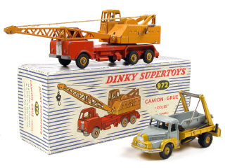 Lot 415 - DINKY TOYS (FRANCE) (2)