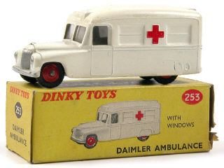 Lot 133 - DINKY TOYS GB (1)