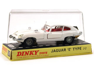 Lot 127 - DINKY TOYS GB (1)