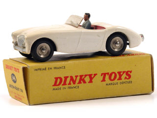 Lot 251 - DINKY TOYS FRANCE (1)