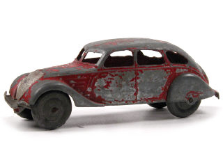 Lot 190 - DINKY TOYS (FRANCE) (1)