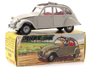 Lot 263 - DINKY TOYS FRANCE (1)
