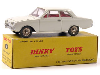 Lot 259 - DINKY TOYS FRANCE (1)