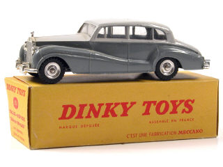 Lot 255 - DINKY TOYS FRANCE (1)