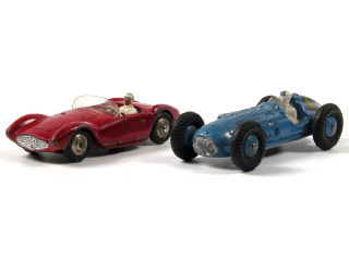 Lot 383 - DINKY TOYS FRANCE (2)